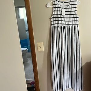 Sleeveless black and white dress Maxi Large